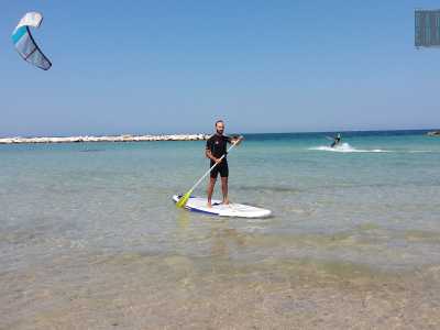  Migliorando il suo aspetto � diventata cos� un punto di riferimento per bagnanti, runners, amanti degli sport acquatici, vecchietti che giocano a carte e anche stranieri